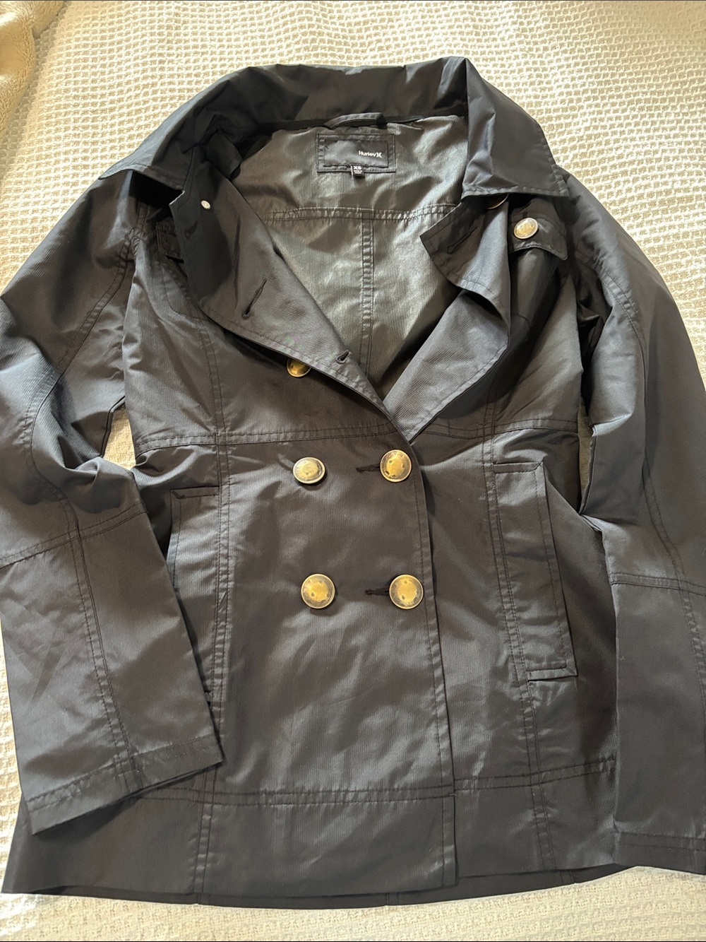 STUNNING Hurley women's Winchester lightweight trench jacket.